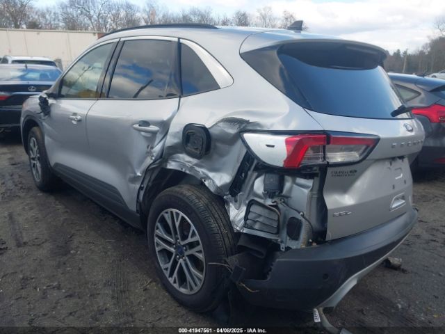 2020 FORD ESCAPE 1FMCU9H66LUA64860 Photo 2