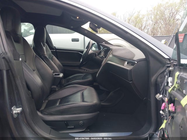 2016 TESLA MODEL S 5YJSA1E27GF122503 Photo 4