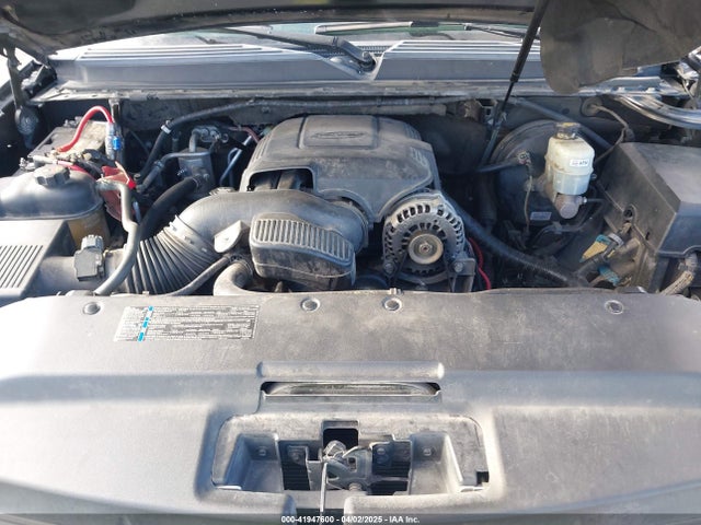 2011 CADILLAC ESCALADE ESV 1GYS3GEF7BR242802 Photo 9