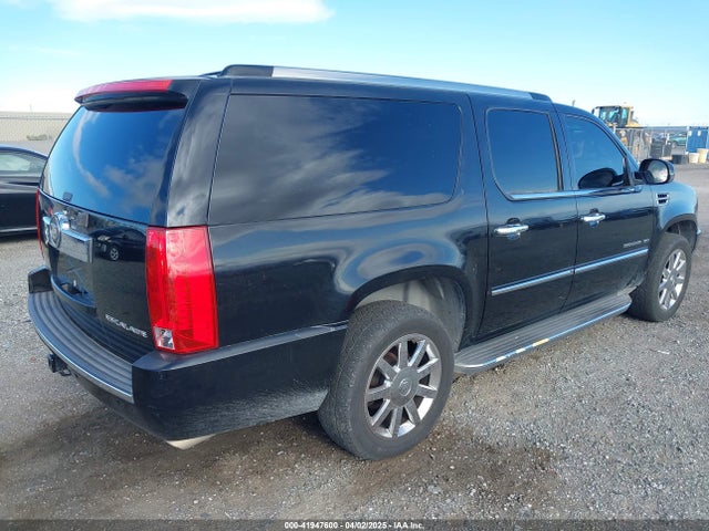 2011 CADILLAC ESCALADE ESV 1GYS3GEF7BR242802 Photo 3