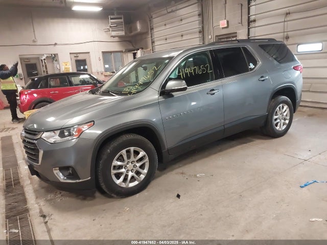 1GNEVGKW1KJ202867 Chevrolet Traverse 1lt