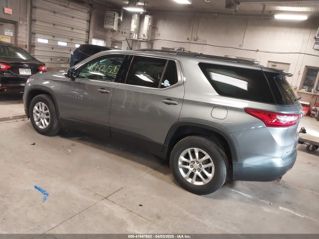 1GNEVGKW1KJ202867 Chevrolet Traverse 1lt