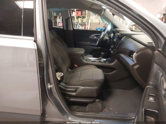 1GNEVGKW1KJ202867 Chevrolet Traverse 1lt