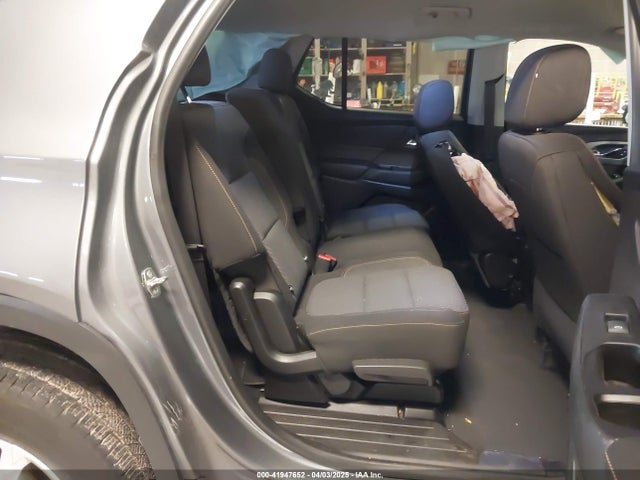 1GNEVGKW1KJ202867 Chevrolet Traverse 1lt