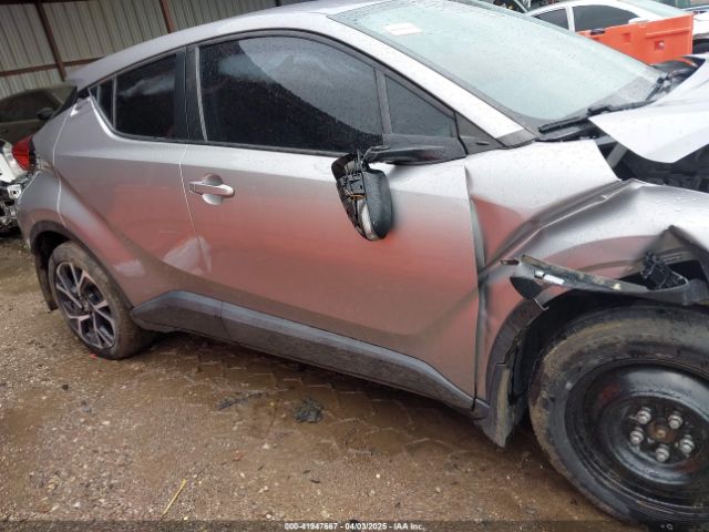 NMTKHMBX8JR034946 Toyota C-HR XLE