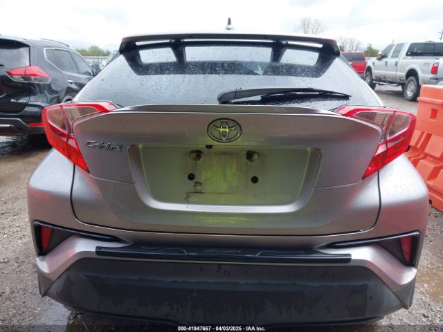 NMTKHMBX8JR034946 Toyota C-HR XLE