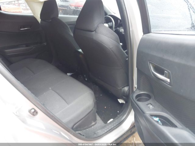 NMTKHMBX8JR034946 Toyota C-HR XLE