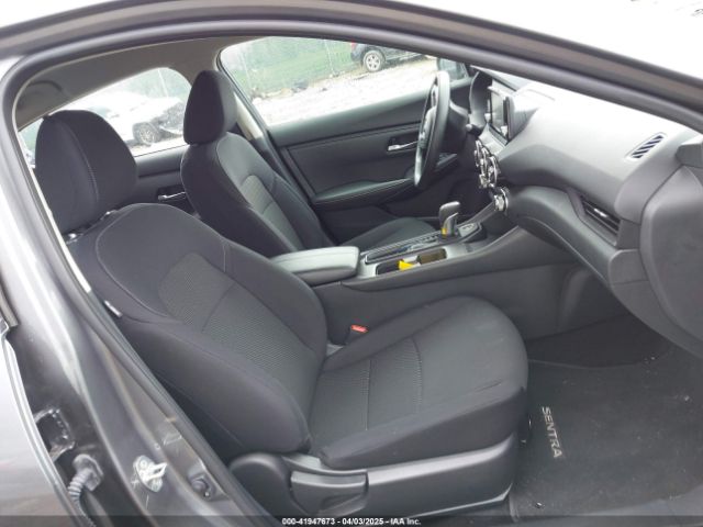 3N1AB8BV9NY307592 Nissan Sentra S Xtronic Cvt