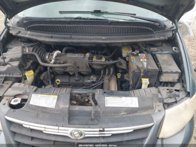 2005 CHRYSLER TOWN & COUNTRY 2C4GP54L75R429550 Photo 9