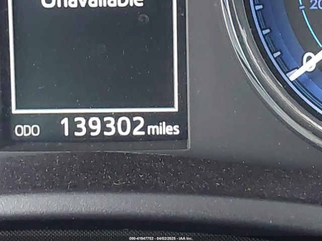 5YFBURHEXJP761899 Toyota COROLLA SE