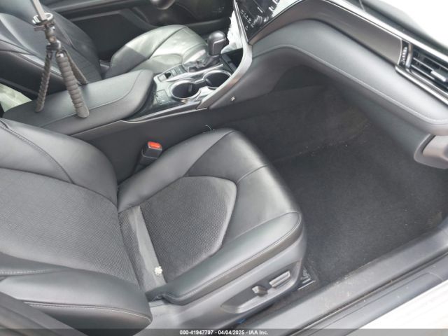 4T1B61HK1KU755698 Toyota CAMRY XSE