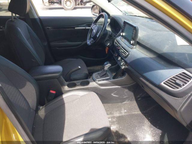 KNDEUCAA1M7079808 KIA SELTOS S