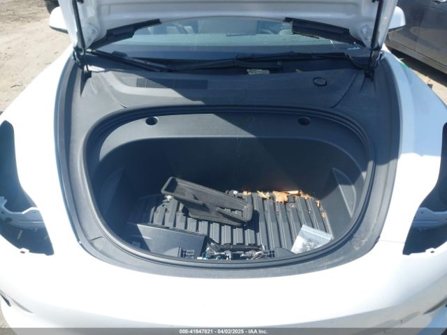 2023 TESLA MODEL 3 5YJ3E1EA4PF570830 Photo 9