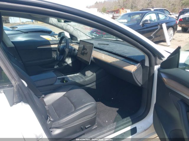2023 TESLA MODEL 3 5YJ3E1EA4PF570830 Photo 4