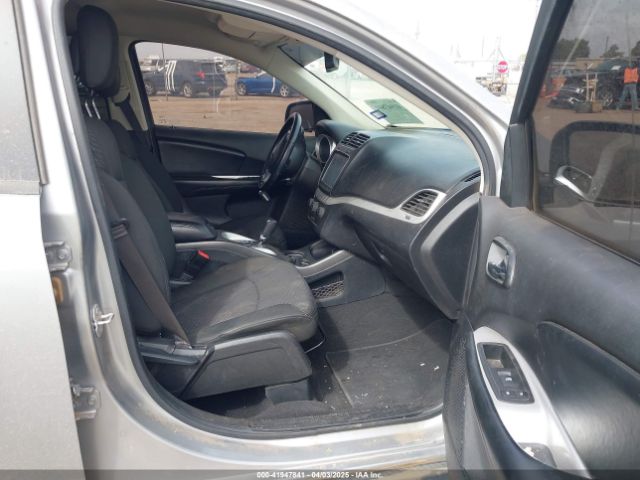 3C4PDCBB5KT861358 Dodge JOURNEY SE