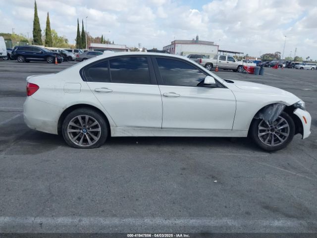WBA8A9C5XJAH12264 BMW 320i