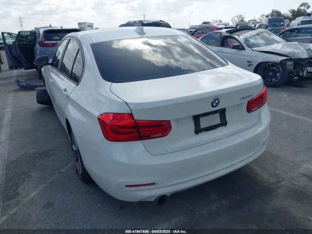 WBA8A9C5XJAH12264 BMW 320i