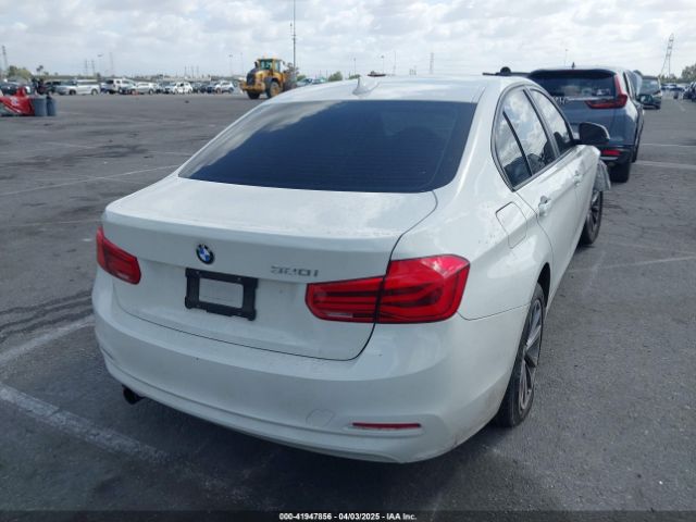 WBA8A9C5XJAH12264 BMW 320i