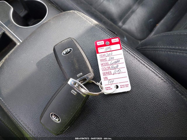 5XYPK4A56GG145526 KIA Sorento 3.3l Sx