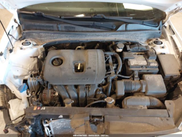 3KPF24AD7KE114519 KIA Forte Lxs