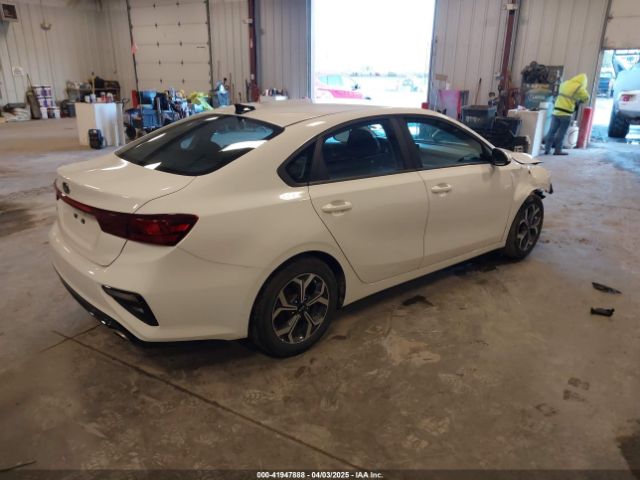 3KPF24AD7KE114519 KIA Forte Lxs