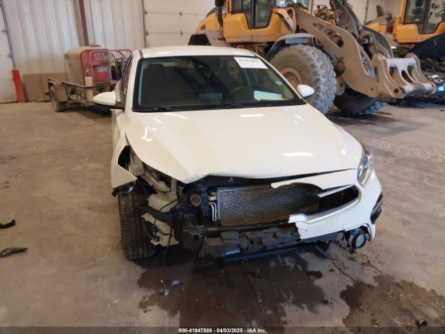 3KPF24AD7KE114519 KIA Forte Lxs