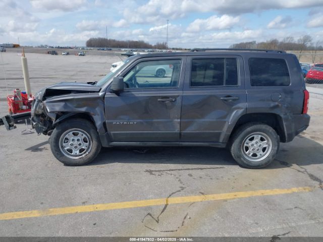 1C4NJRBB0GD669121 Jeep Patriot Sport