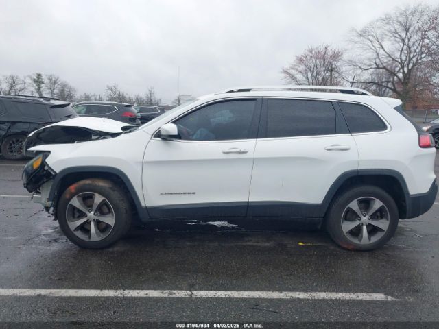 1C4PJMDNXKD352796 Jeep Cherokee Limited 4x4