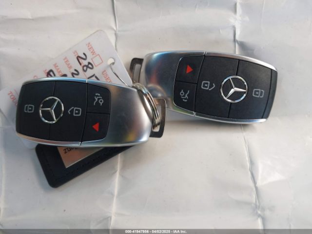 W1N9M0KBXPN054115 Mercedes-Benz Eqb 300 Suv 4matic