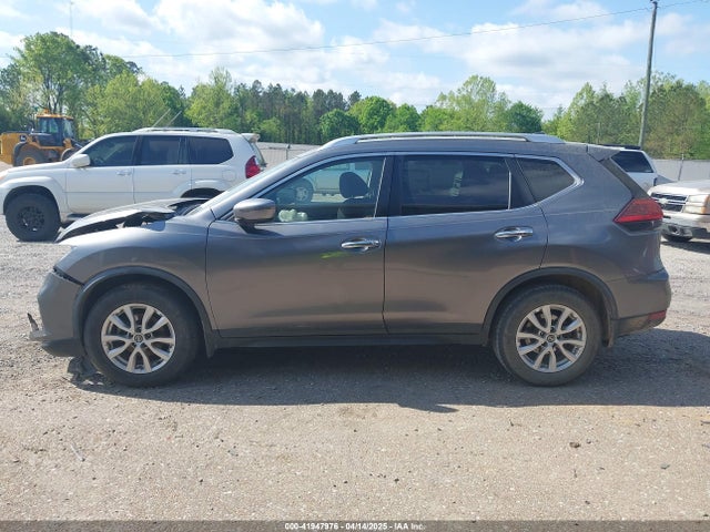 KNMAT2MT0HP596404 Nissan ROGUE SV