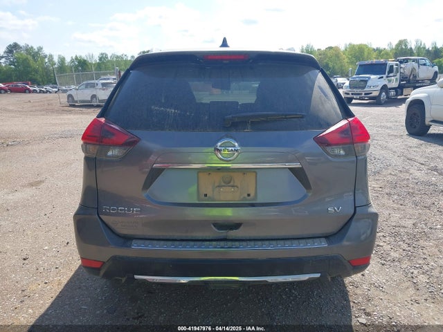 KNMAT2MT0HP596404 Nissan ROGUE SV