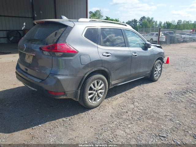 KNMAT2MT0HP596404 Nissan ROGUE SV