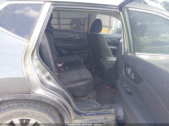 KNMAT2MT0HP596404 Nissan ROGUE SV