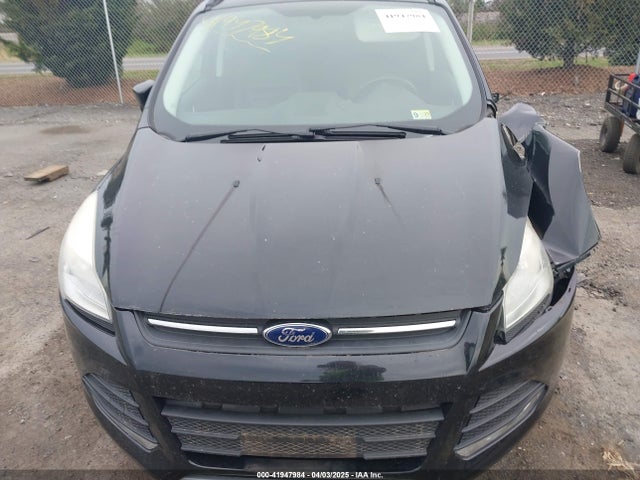 1FMCU9GX6GUA81609 Ford ESCAPE SE