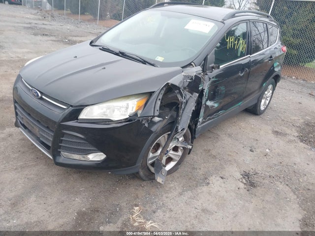 1FMCU9GX6GUA81609 Ford ESCAPE SE