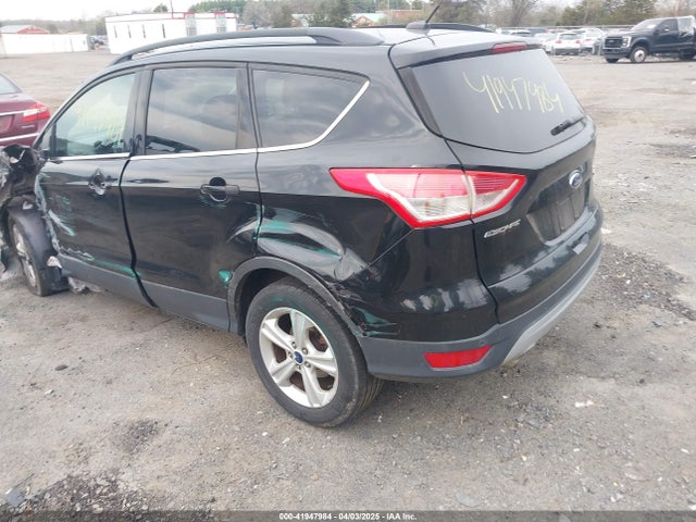 1FMCU9GX6GUA81609 Ford ESCAPE SE