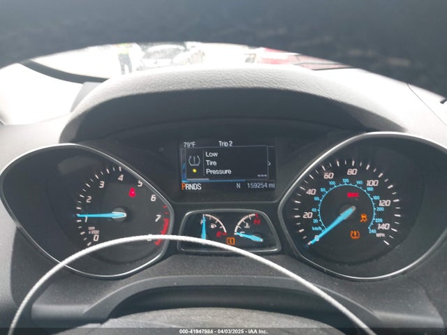 1FMCU9GX6GUA81609 Ford ESCAPE SE