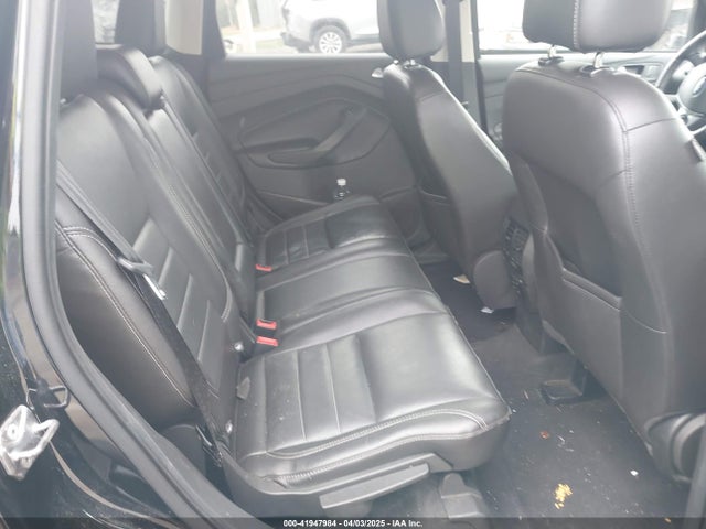 1FMCU9GX6GUA81609 Ford ESCAPE SE