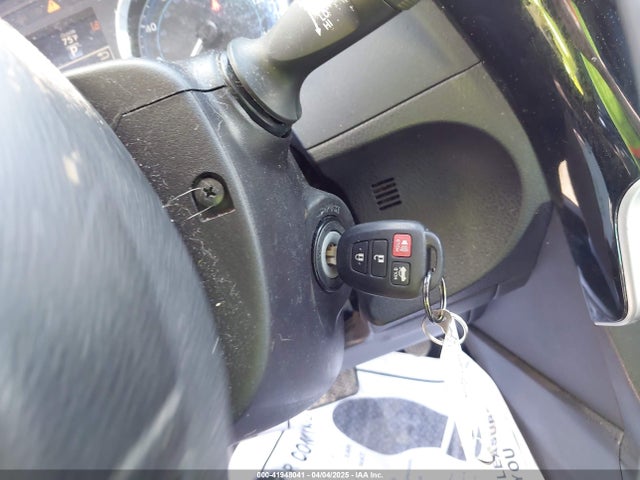 2T1BURHE3JC024494 Toyota COROLLA SE