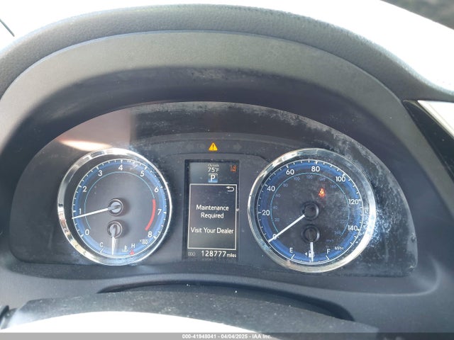 2T1BURHE3JC024494 Toyota COROLLA SE
