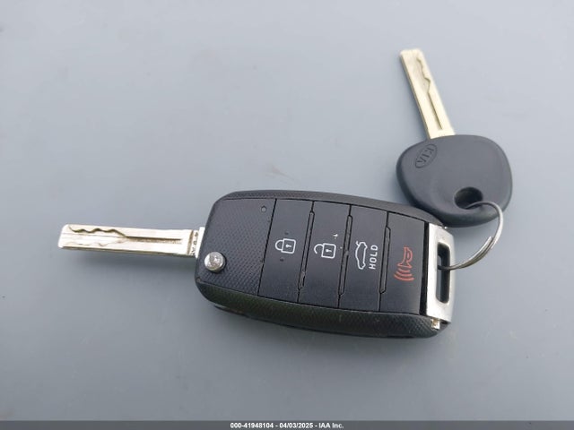 5XXGM4A72EG260895 KIA Optima Lx