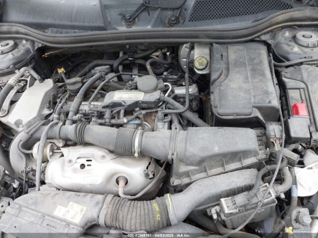 SJKCH5CP9HA032329 Infiniti Qx30 Premium