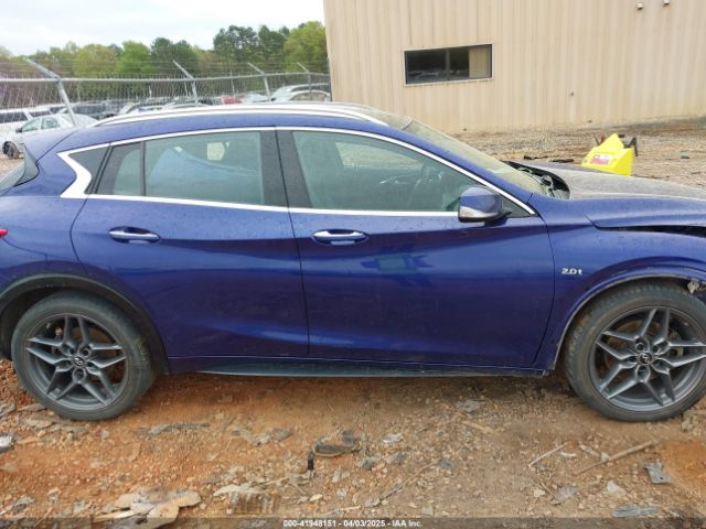 SJKCH5CP9HA032329 Infiniti Qx30 Premium