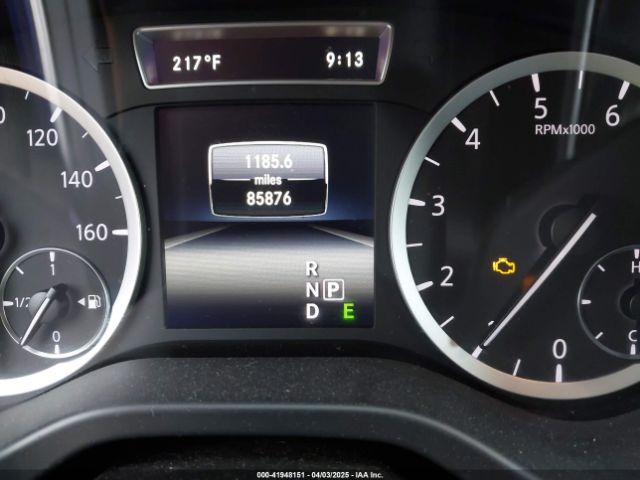 SJKCH5CP9HA032329 Infiniti Qx30 Premium