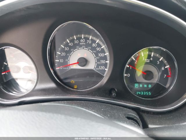 1C3CCBAB5EN211113 Chrysler 200 LX