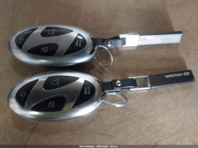 5NMP2DG12SH018839 Hyundai Santa Fe Hybrid Sel