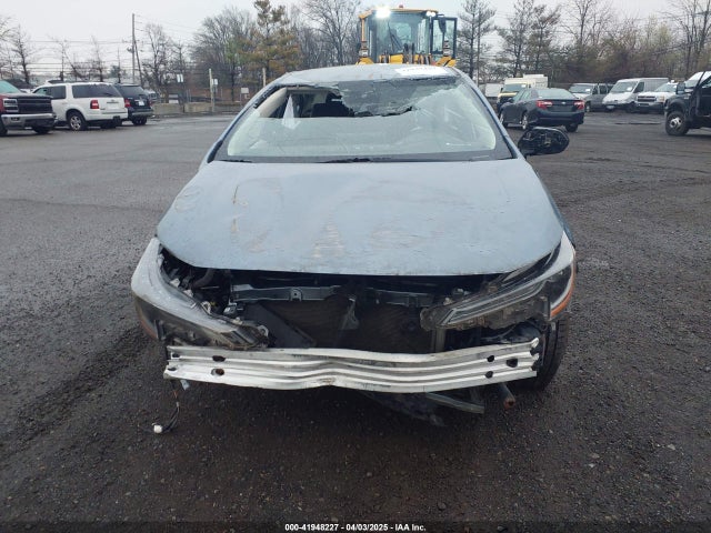 JTDEPRAE5LJ065960 Toyota COROLLA LE
