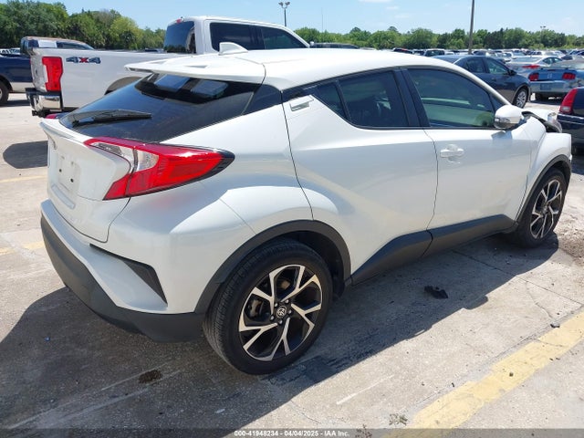 JTNKHMBX8M1104427 Toyota C-HR XLE