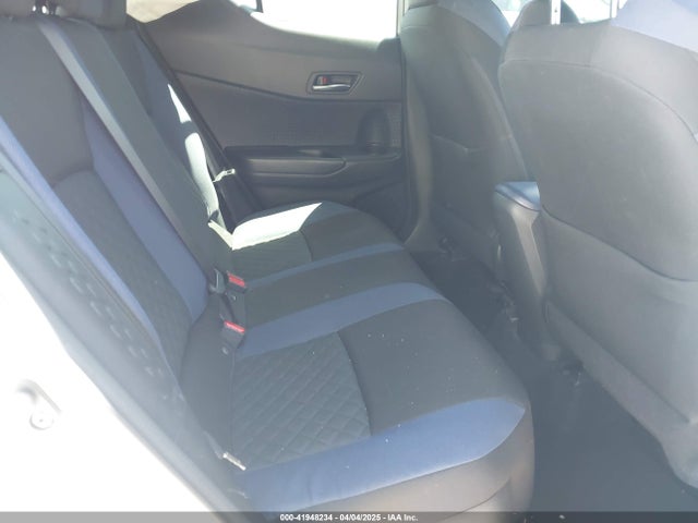 JTNKHMBX8M1104427 Toyota C-HR XLE