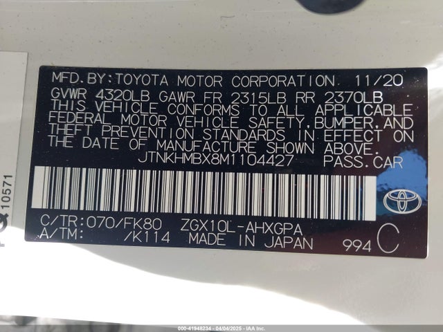 JTNKHMBX8M1104427 Toyota C-HR XLE